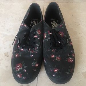 Black with 🌹Vans